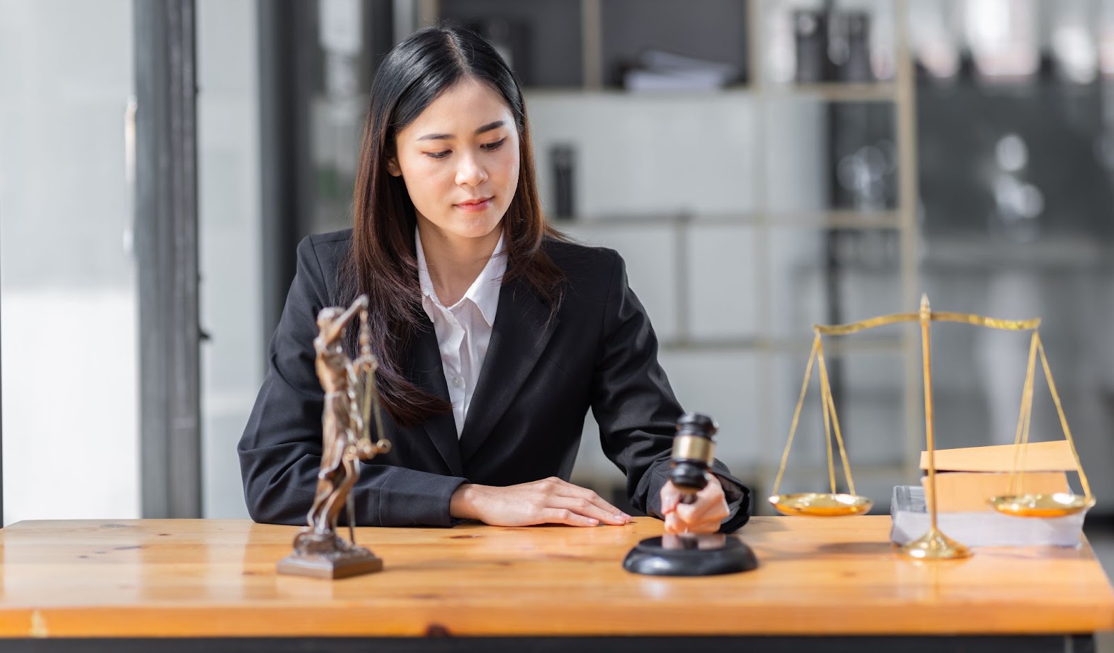 What to Do If Your Contractor’s Insurance or Bond Has Expired